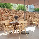 Hostal Residencia Sutimar